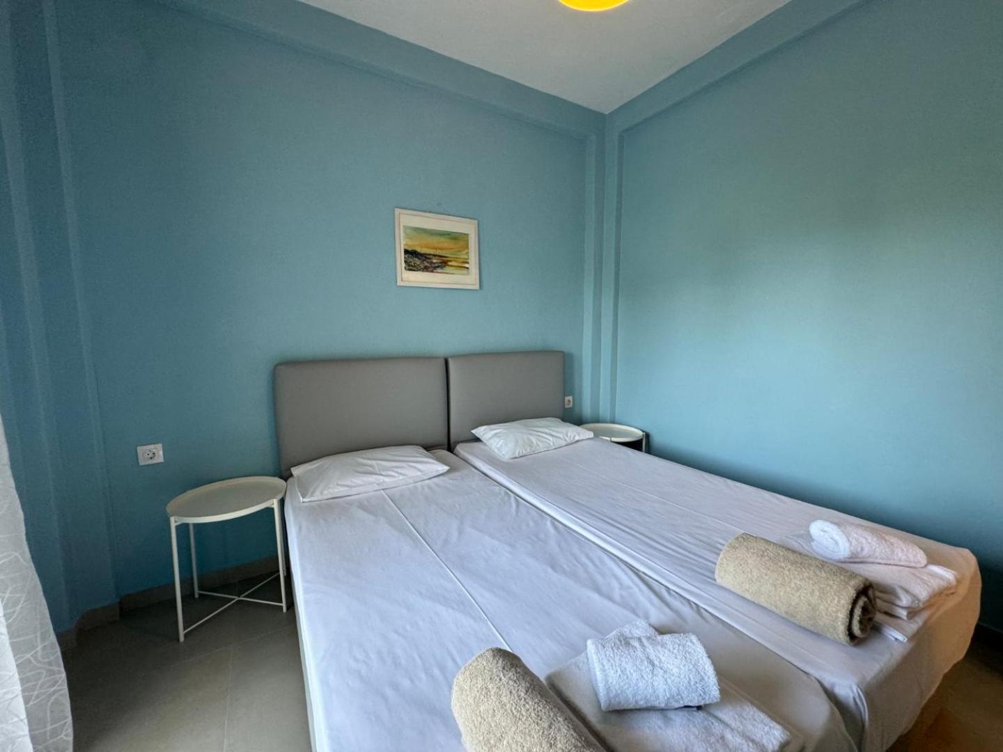 Makis House Hotel Nikiti  Exterior photo
